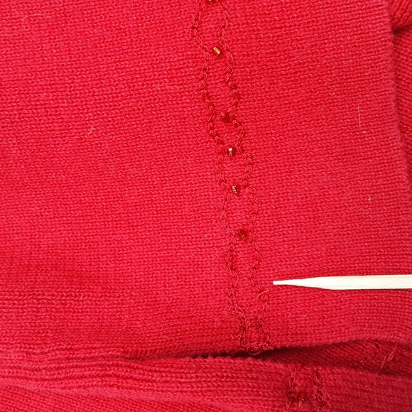 Quacker Factory Embroidered Beaded Red Sweater XL - Picture 10 of 11